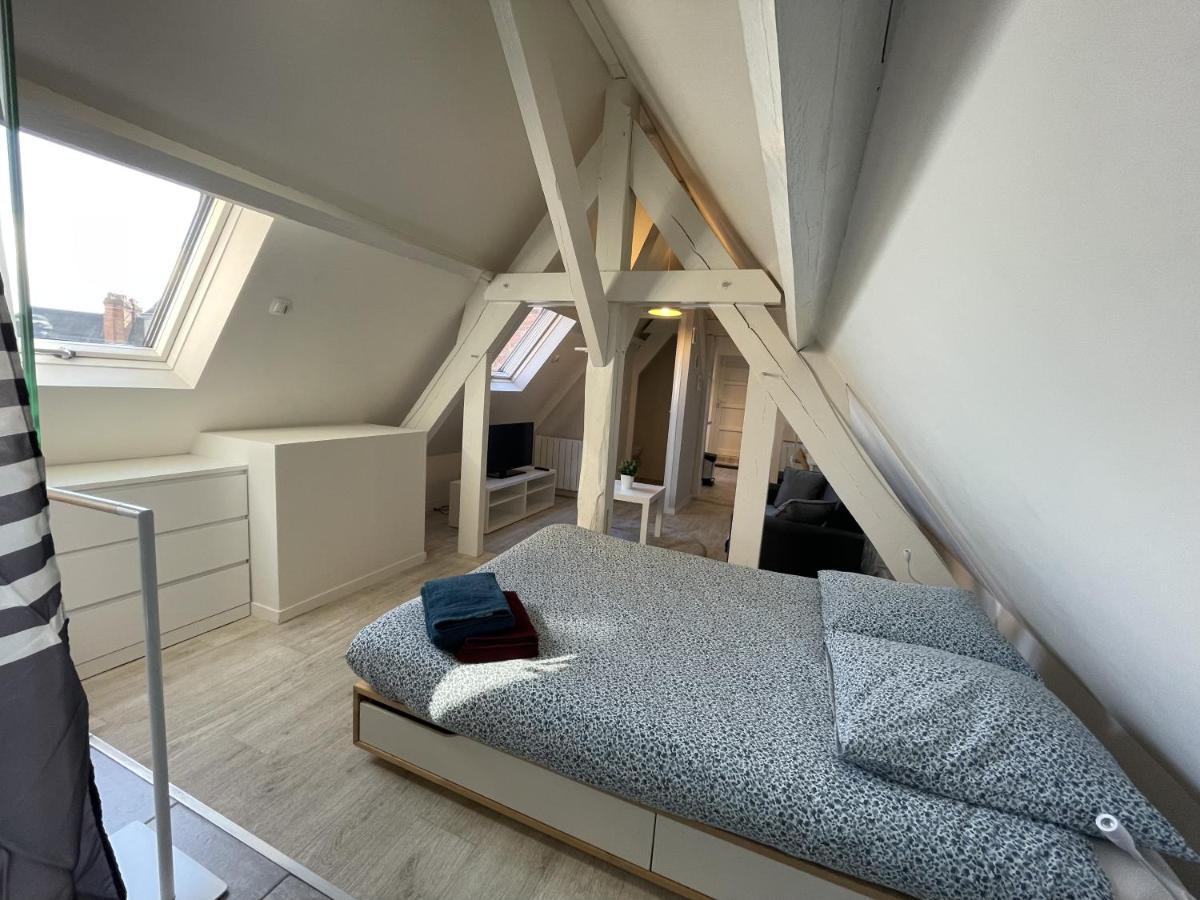 Studio Blois Appartement Buitenkant foto